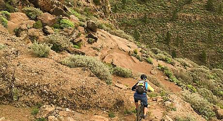 Mountainbike Enduro Tour: Sepultura del Gigante Trail