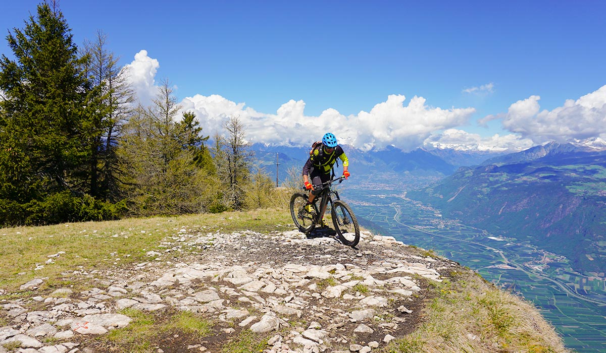Gantkofel mit dem Mountainbike Gantkofel Gipfel